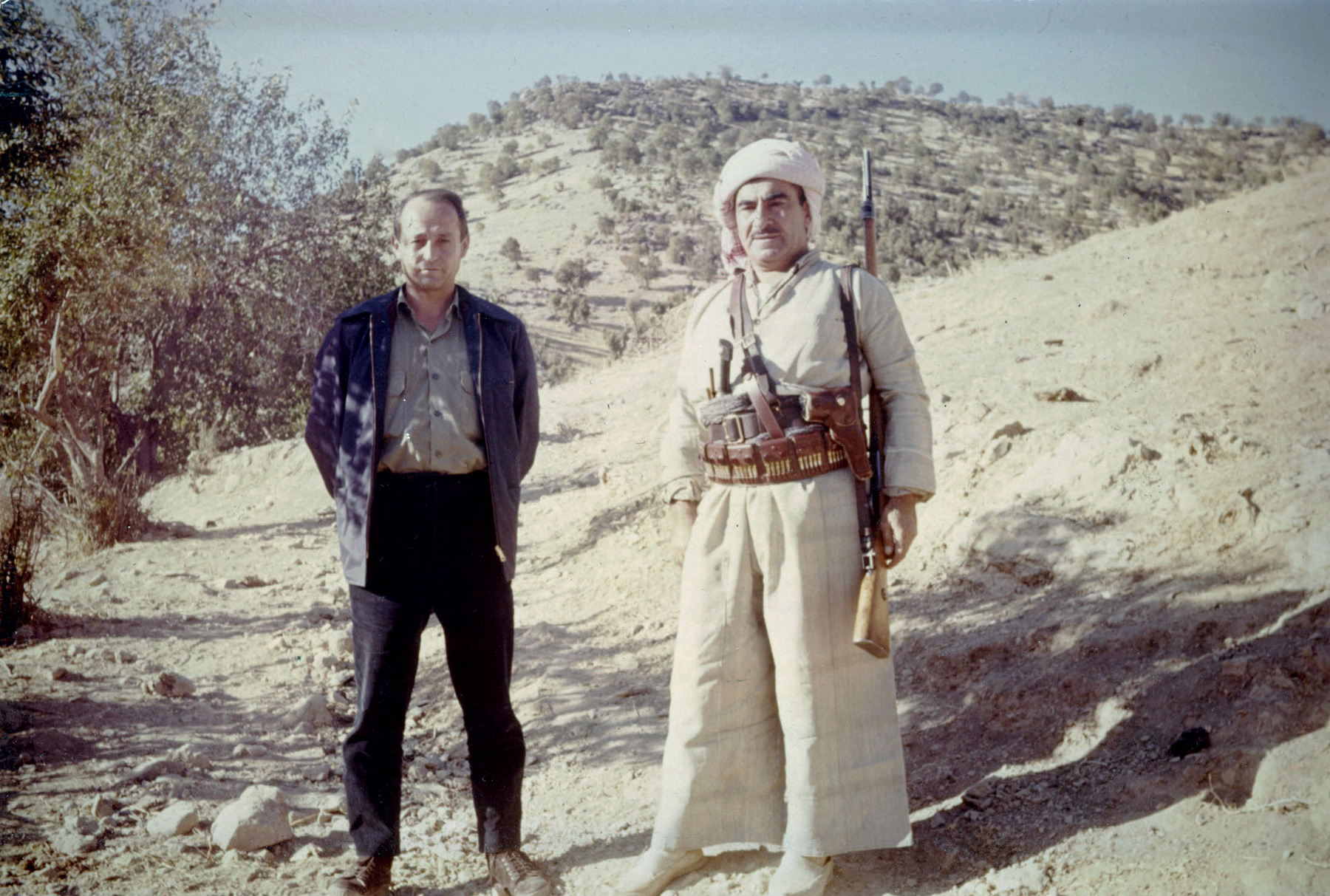 Ismet Chérif Vanly aux côtés de Mustafa Barzani dans les montagnes du Kurdistan